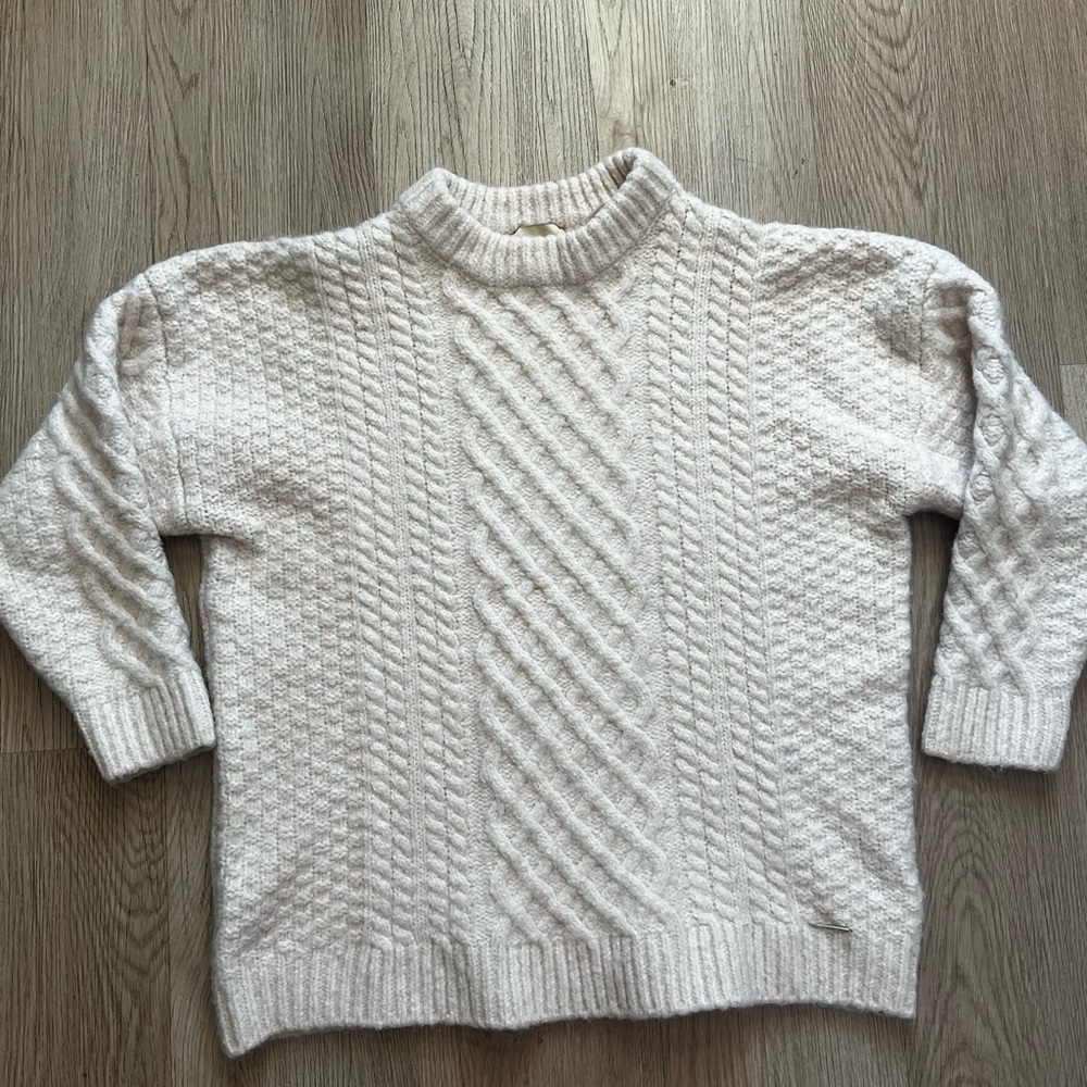 Elie Tahari Cream Cable Knit Turtleneck Sweater
